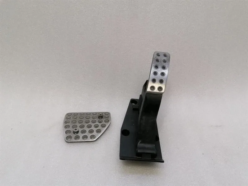 Ferrari 458 F142 Spider Throttle Pedal (Electrical) 243117 Throttle