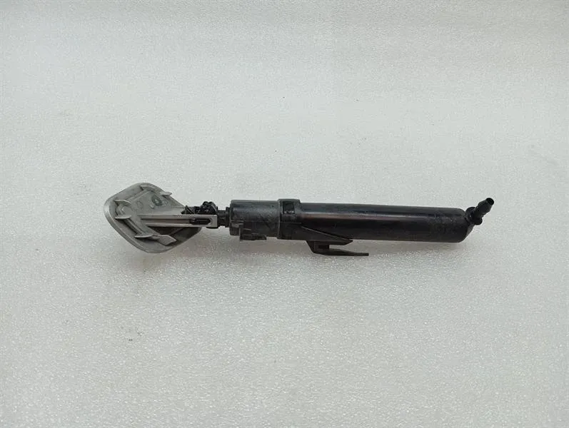 Ferrari 458 F142 headlamp washer jet 83130200 right headlight cleaning system
