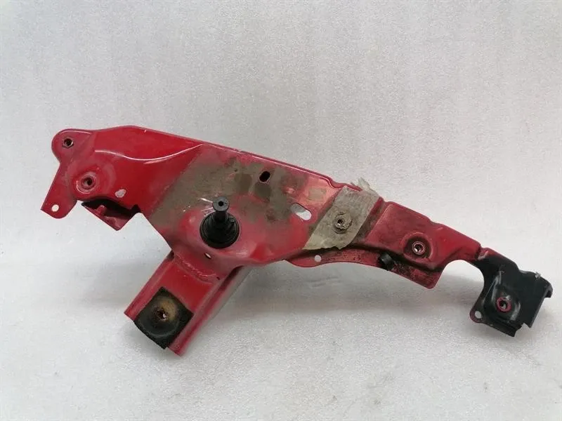 Ferrari 458 F142 Spider Holder Bracket 82518800 LH BUMPER FASTENER BRACKET