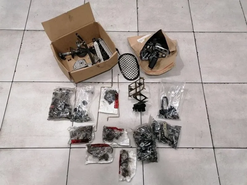 FERRARI 360 F131 SCREWS BOLTS FROM ONE CAR SET BOLTS
