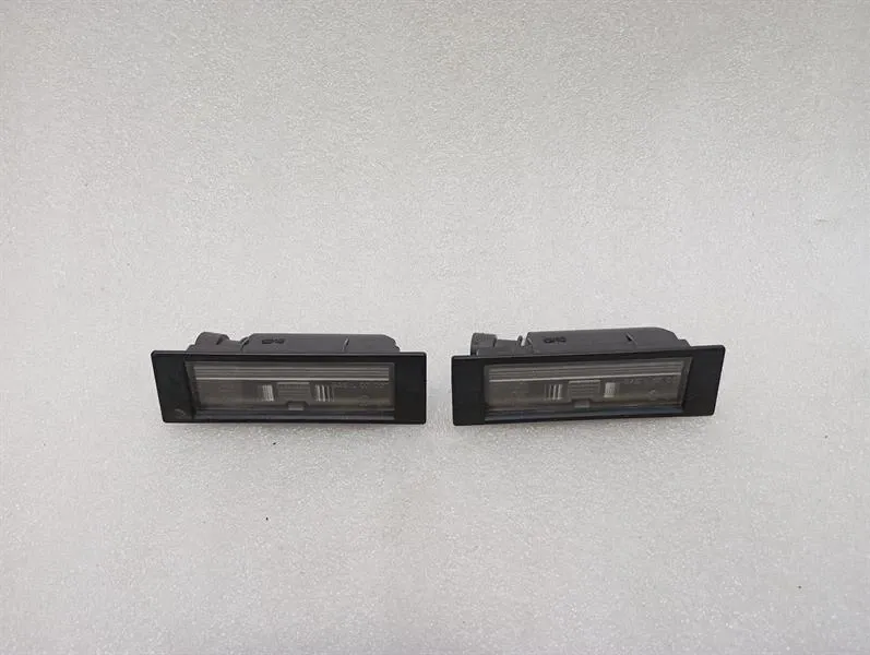 Ferrari 458 F142 Spider 264480 Rear License Plate Lights