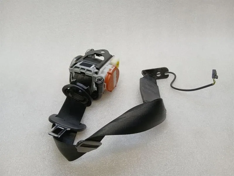 Audi R8 4S Performance left seatbelt 4S8857705A seat belt belt left