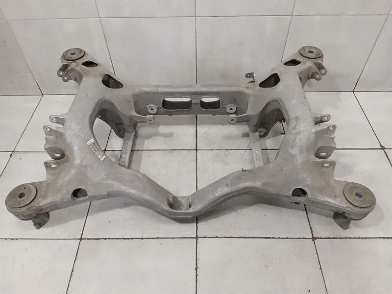Porsche Panamera 970 subframe rear 97033105133 axle frame rear axle