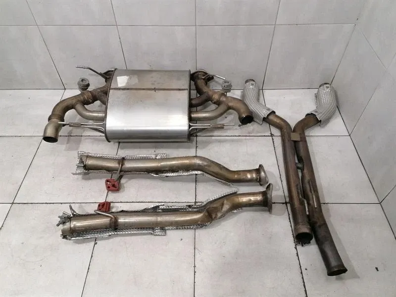 Aston Martin Vanquish AM310 exhaust set CD33-5230-BF exhaust defects