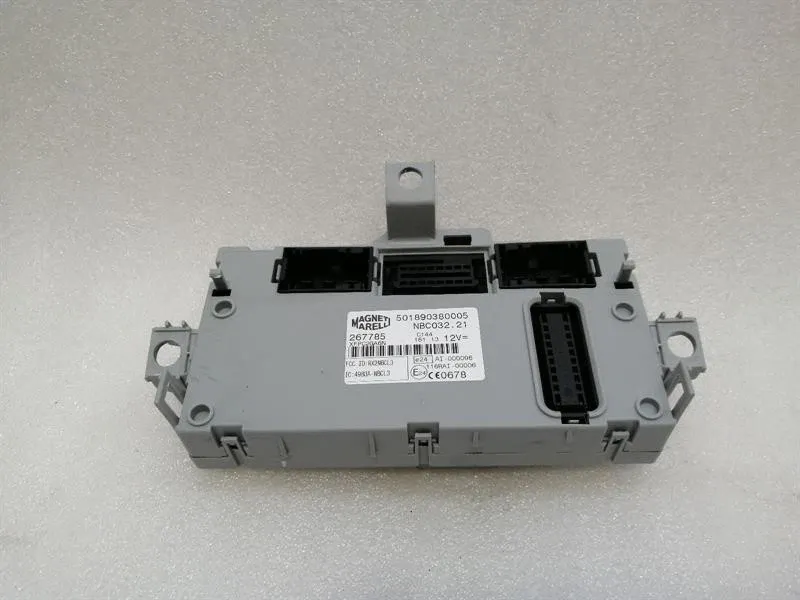 Ferrari F12 Berlinetta F152 Fuse Box 267785 Fuse Box BODY
