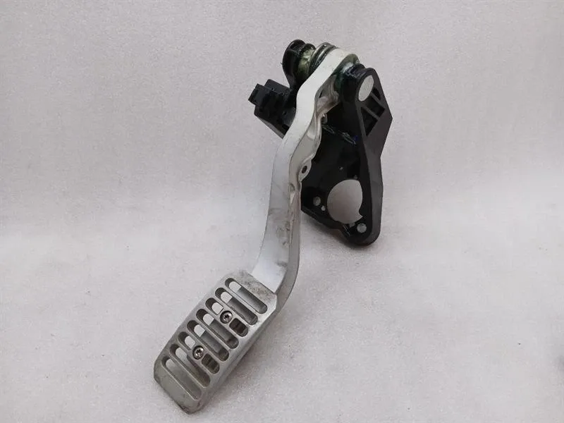 McLaren 650S Spider 14-17 11C0149CP BRAKE PEDAL RHD