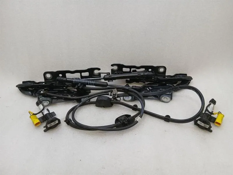 BMW 5 Series F90 G30 M5 Bonnet Hinge SET 7347408 Hood Hinge SET