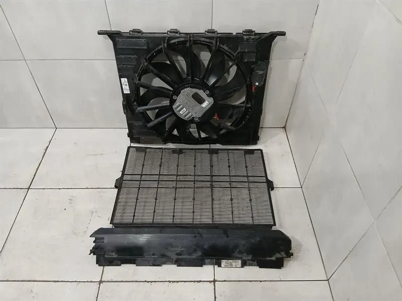 BMW 5 SERIES F90 G30 M5 COOLING FAN SET 7953398 FAN