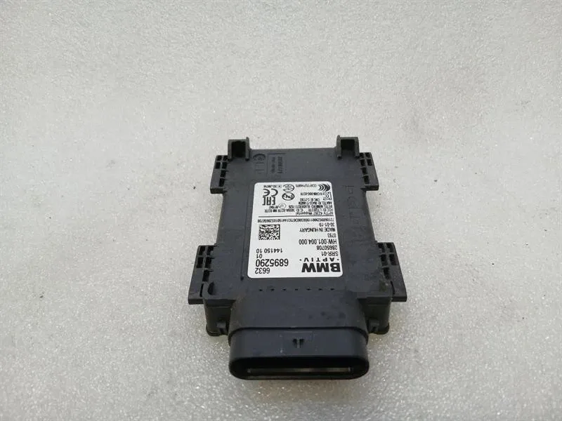 BMW 5 Series F90 G30 M5 Radar Sensor 6895290 Radar