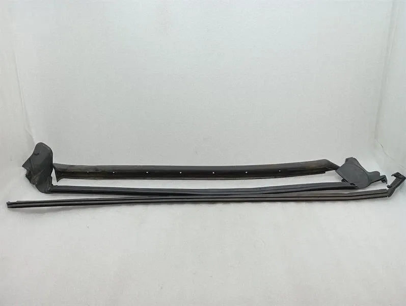 McLaren 600LT Spider Left Door Seal 13A6536CP Left Door Seals