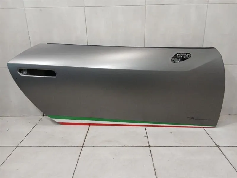 Lamborghini Huracan Performante Right Front Door 4T8831052F Door Front Re Coupe