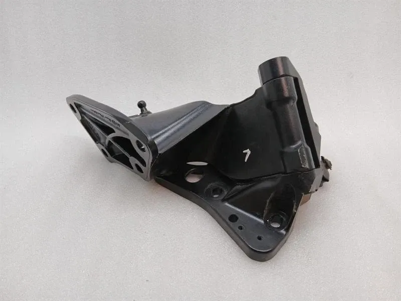 McLaren 600LT Spider Left Door Hinge 13A6364CP Door Hinge Left