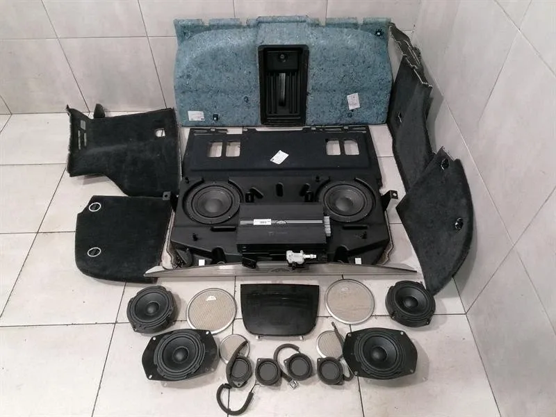 Bentley Continental GT W12 Speaker 3W8035466A Loudspeakers NAIM AUDIO SET COUPE