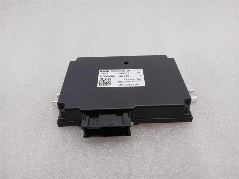 BMW 5 Series F90 G30 M5 Electronic Module 6896301 ECU SAS