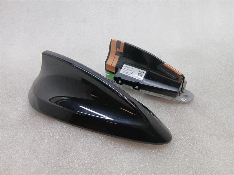 BMW 5 Series F90 G30 M5 Aerial / Antenna 9303037 Antenna