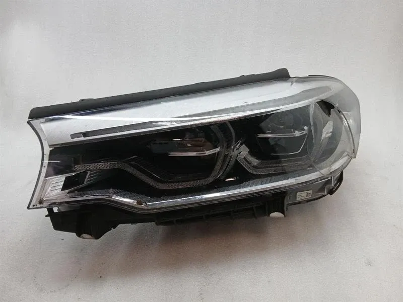 BMW 5 F90 G30 M5 Left Headlight 8499125 SPARES OR REPAIR RHD RIGHT HAND DRIVE