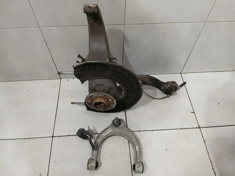 BMW 5 F90 G30 M5 Right Front Hub 31107857012 Wheel Bearing Housing Front Re X DRIVE