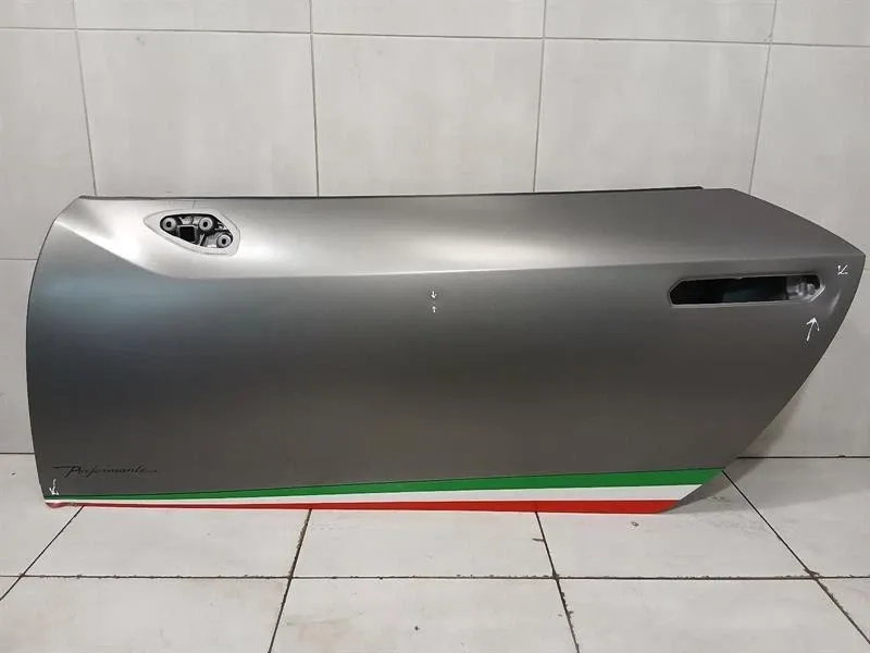 Lamborghini Huracan Performante left front door 4T8831051F door front left coupe