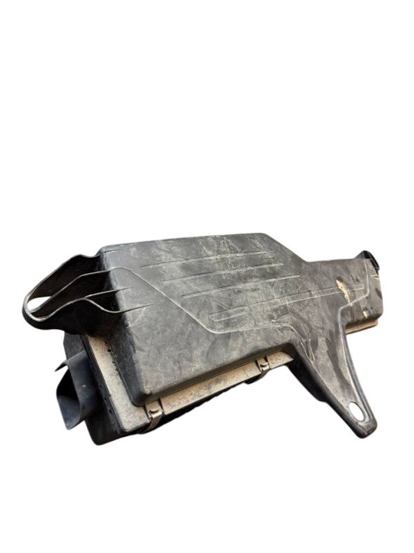 13717597589 Air Cleaner (filter box) BMW 3 (F30, F31, F80) (2011-2019)