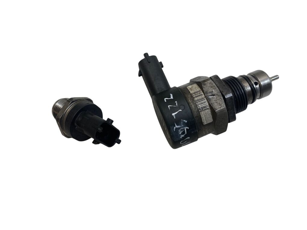 0281002995 0281002990 Fuel pressure regulator set VOLVO XC60 I (2008-2017)