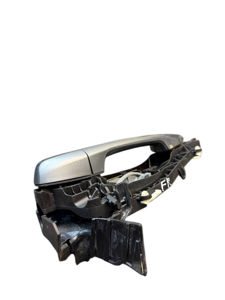 51217328100 51217401212 51217433844 51217348744 Door Handle Exterior Front Right BMW X5 (F15, F85) (2012-2018)
