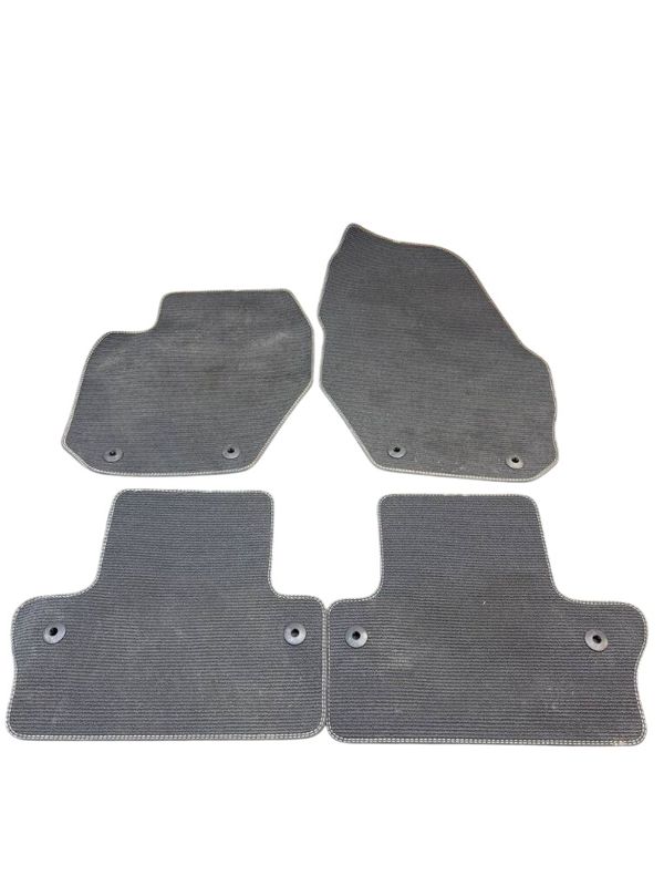 31306736 Floor Mat Set VOLVO S60 II / V60 I (2010-2018)