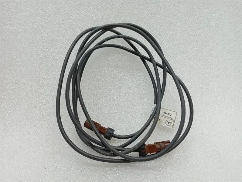 MERCEDES GT 4 DOOR X290 GT63S Camera Wiring A2905406902 Camera Wiring Harness