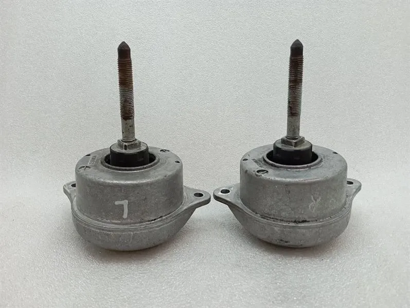 Porsche 911 997 Engine Mount 99737504906 Set of 2 Engine Mounts