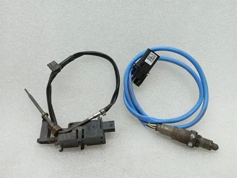 Porsche Boxster Spyder 718 Lambda Sensor 0PB906262E Oxygen Sensor SET OF 2