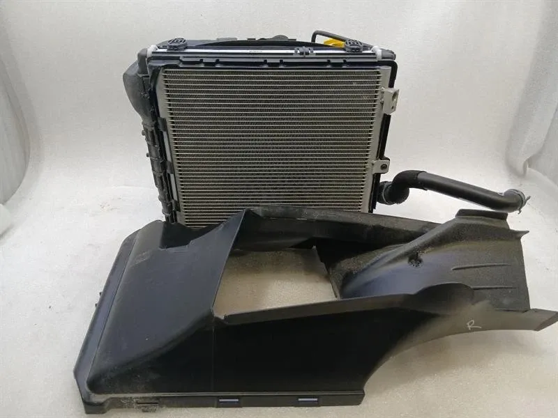 Porsche Cayman 718 GT4RS Radiator Pack 9P1121250D RIGHT Radiator Pack
