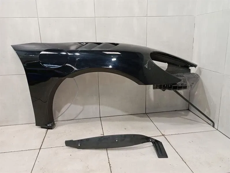 Porsche Cayman 718 GT4RS Right Wing 9GT821104 GT4 RS/Spyder RS Faulty Fender