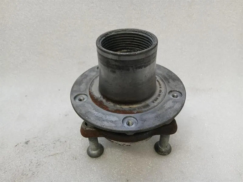 Lamborghini Huracan Right Front Hub 470407613A Wheel Bearing Housing Front Center Lock