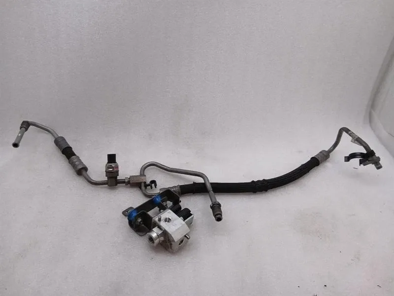 McLaren 650S Spider 14-17 Valve 11B1103CP Valve 11D0181CP