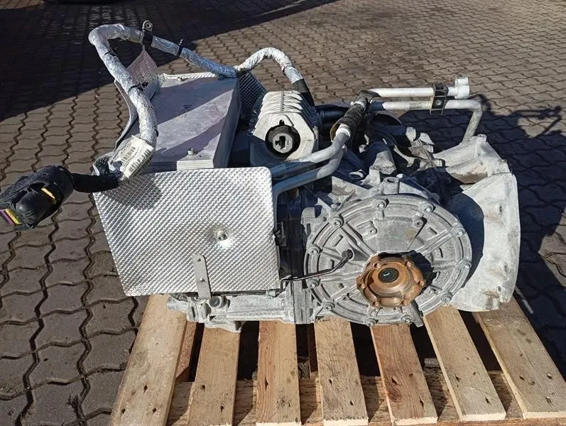 Ferrari 488 F142M Gearbox 807337 Gearbox DCT DKG F8 TRANSMISSION