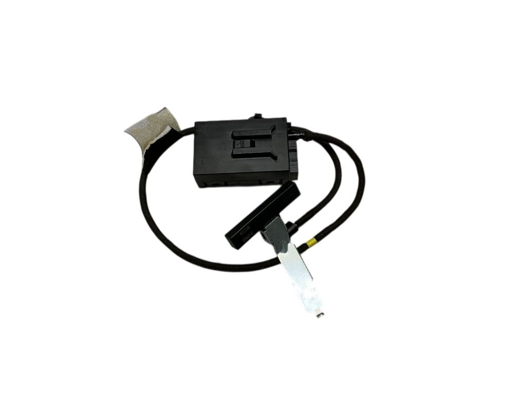8637B110 Aerial amplifier / control unit MITSUBISHI OUTLANDER III (GG, GF, ZJ, ZK, ZL) (2012-2021)
