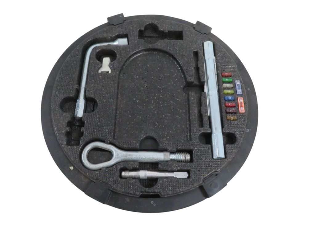 A2205800105 A2205800005 A2205800305 Tool Kit MERCEDES-BENZ S-CLASS (W220) (1998-2005)