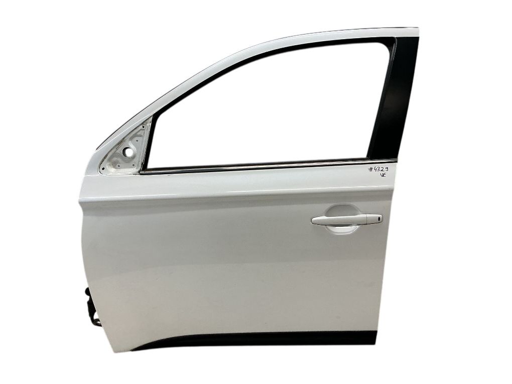 5700B671 Door Front Left MITSUBISHI OUTLANDER III (GG, GF, ZJ, ZK, ZL) (2012-2021)