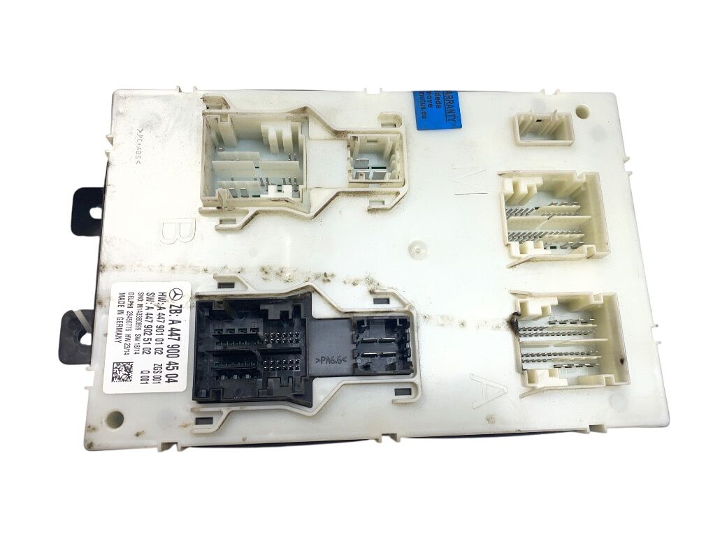 28509995 28507029 28610731 28489136 Fuse box MERCEDES-BENZ VITO / V-CLASS (W447) (2014-)