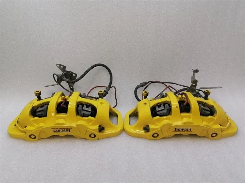 Ferrari 488 F142M front ceramic brake caliper set 328368 front brake caliper set