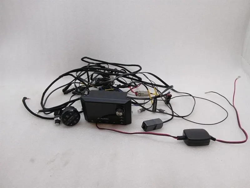 JL Audio Media Master 100s MM100S-BE