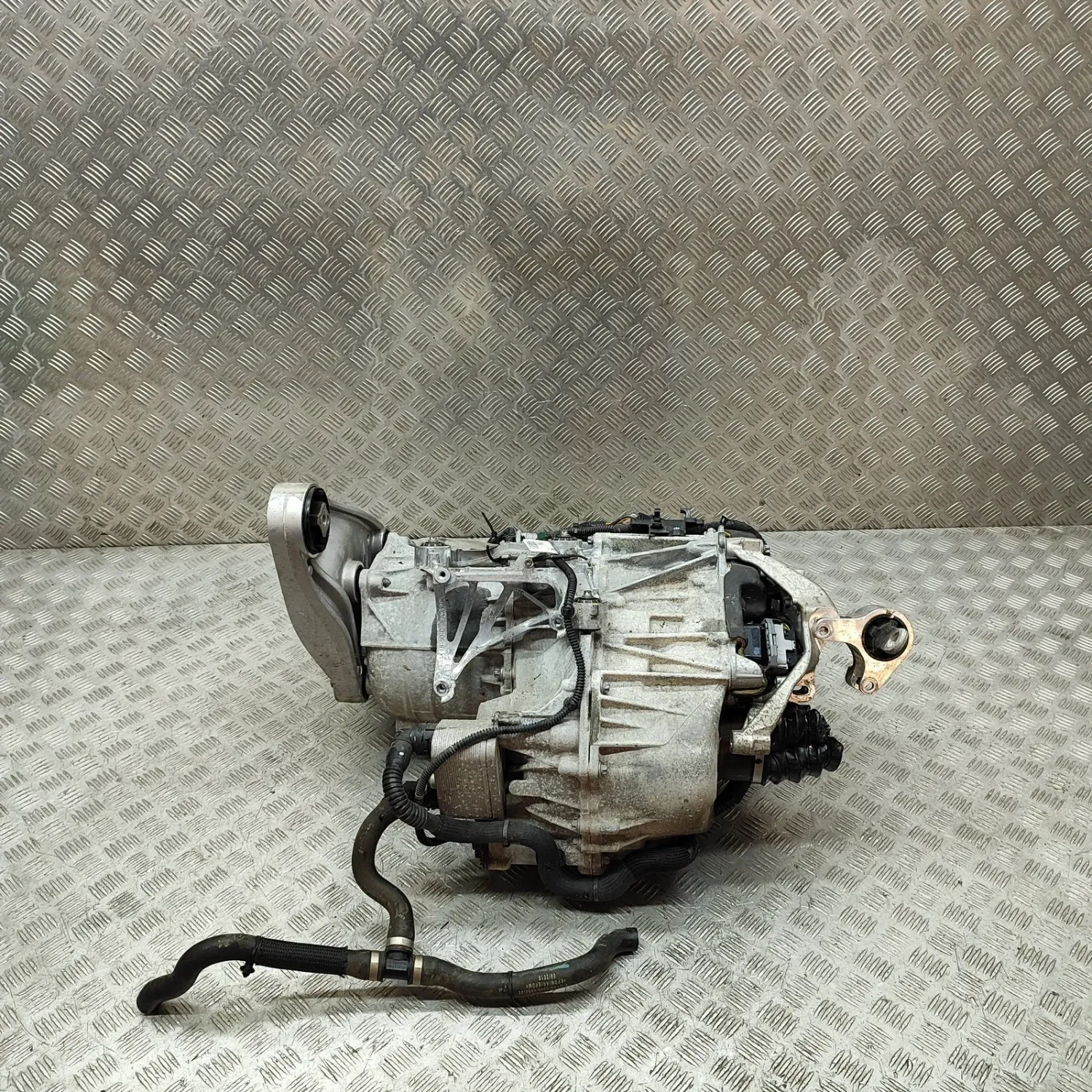 TESLA MODEL X Front Engine Motor 1478000-01-D Electricity 568kW 2020 29177484