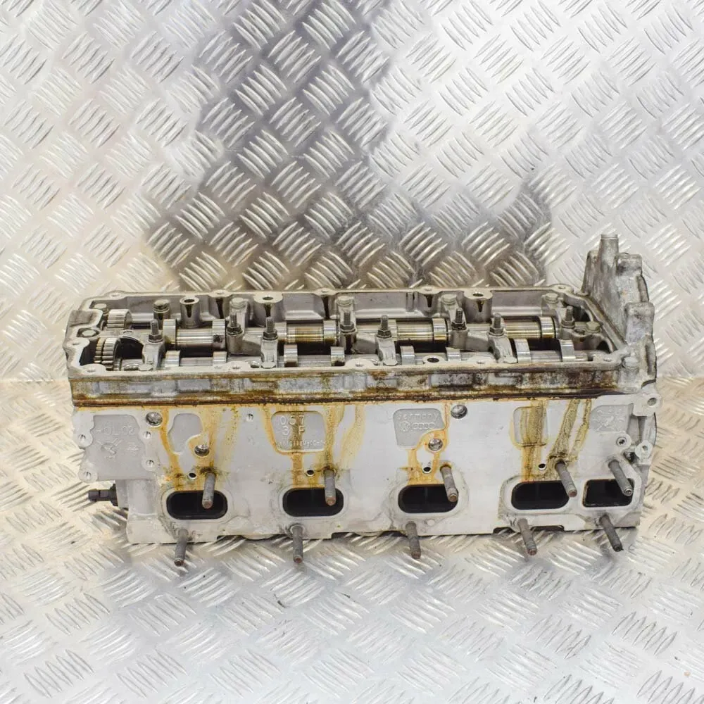 PORSCHE CAYENNE 92A Left Side Engine Head 958.104.016.40 4.2 Diesel 283kw 2014