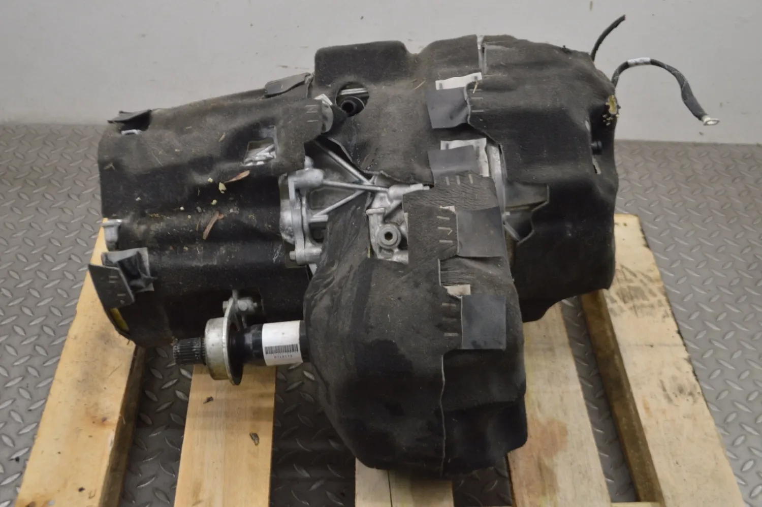 Tesla Model X P100D AWD 2017 RHD Front Engine Drive Motor 1035000-01-J 14868089