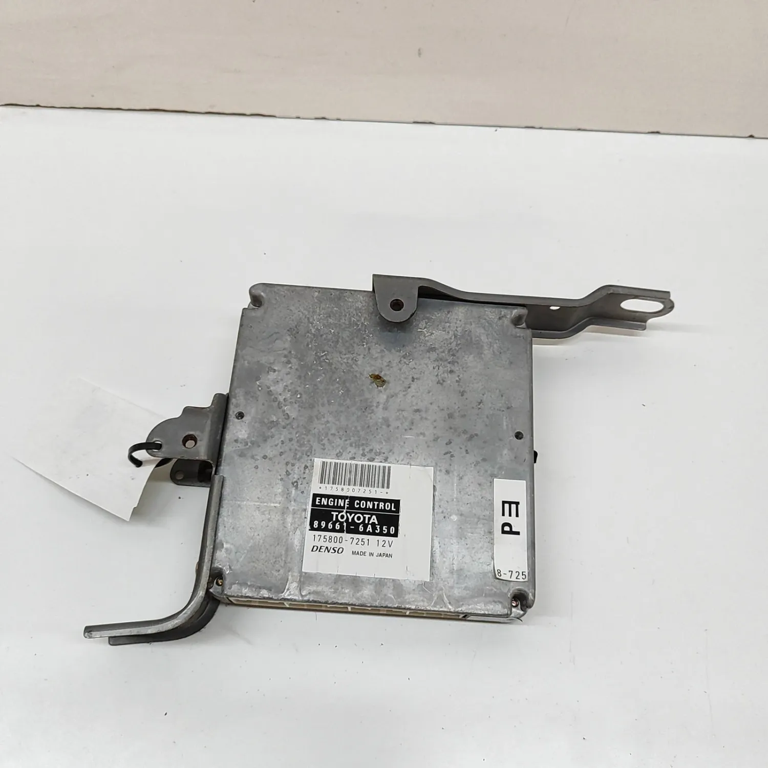 TOYOTA LAND CRUISER MK3 J120 Engine Control Unit 89661-6A350 3.0 Diesel 120kW