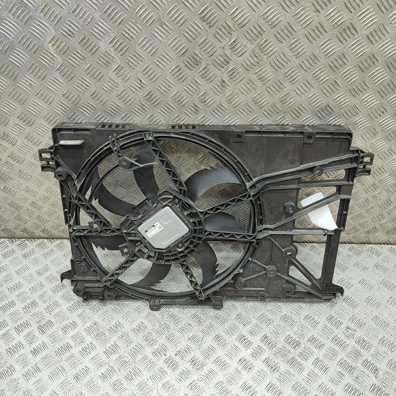 TOYOTA CAMRY XV70 Engine Cooling Fan Shroud 16360-25010 2.5 Petrol 33043211