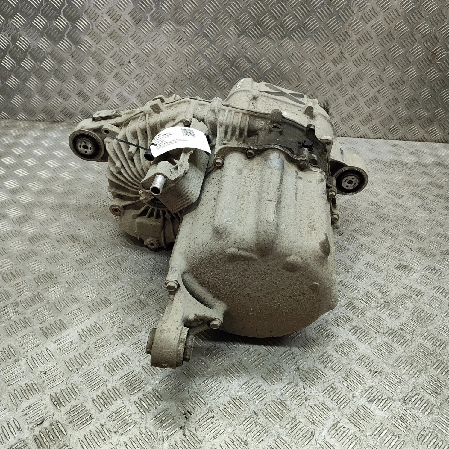 TESLA MODEL X Engine Motor 1037000-00-F Electricity 568kw 2018 29930222