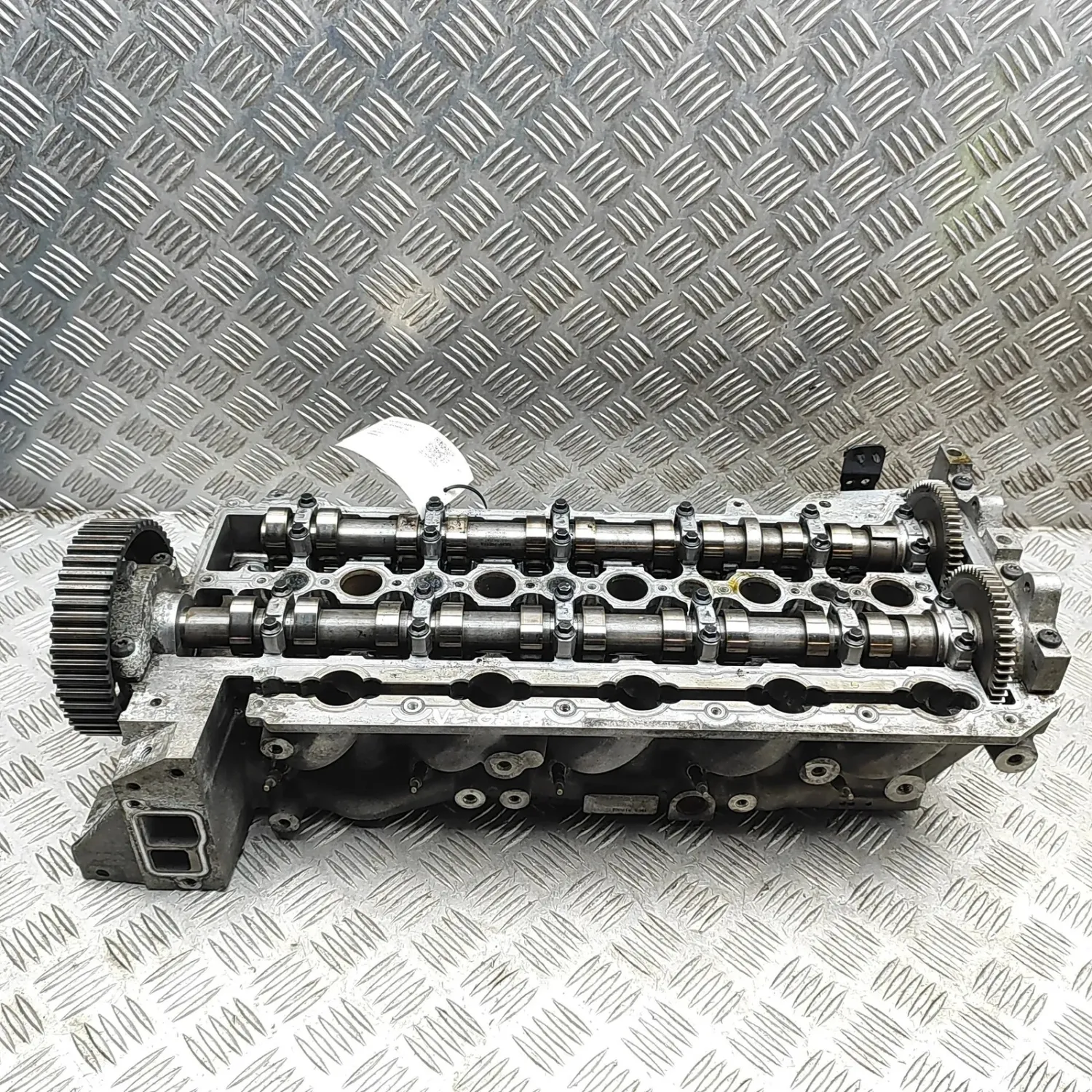 VOLVO V70 MK3 Engine Cylinder Head 08687846 2.4 Diesel 136kW 2008 33804756
