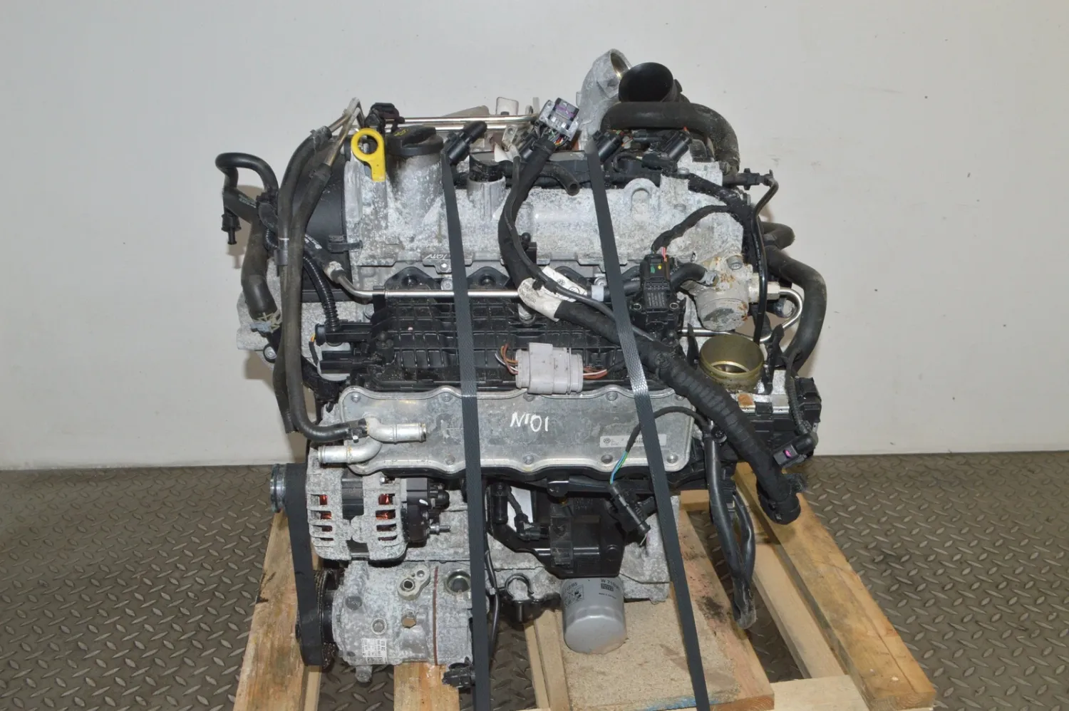 VW Golf Engine CHP 1.4 Petrol 103kW mk7 5G 1.4 TSI 2013 13870975