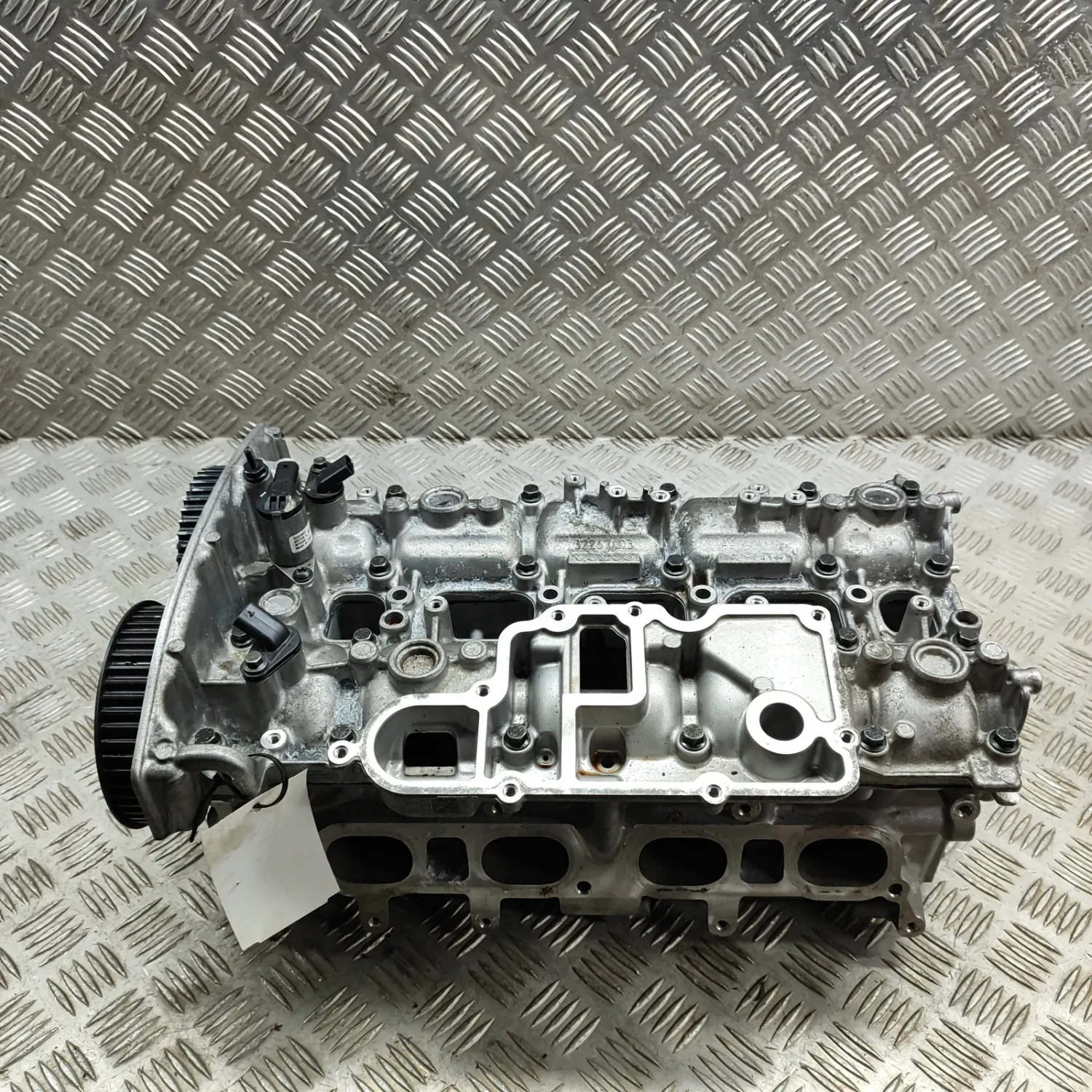 VOLVO XC40 B4 Engine Cylinder Head 32267403 2.0 Hybrid 145kw 2022 23517054