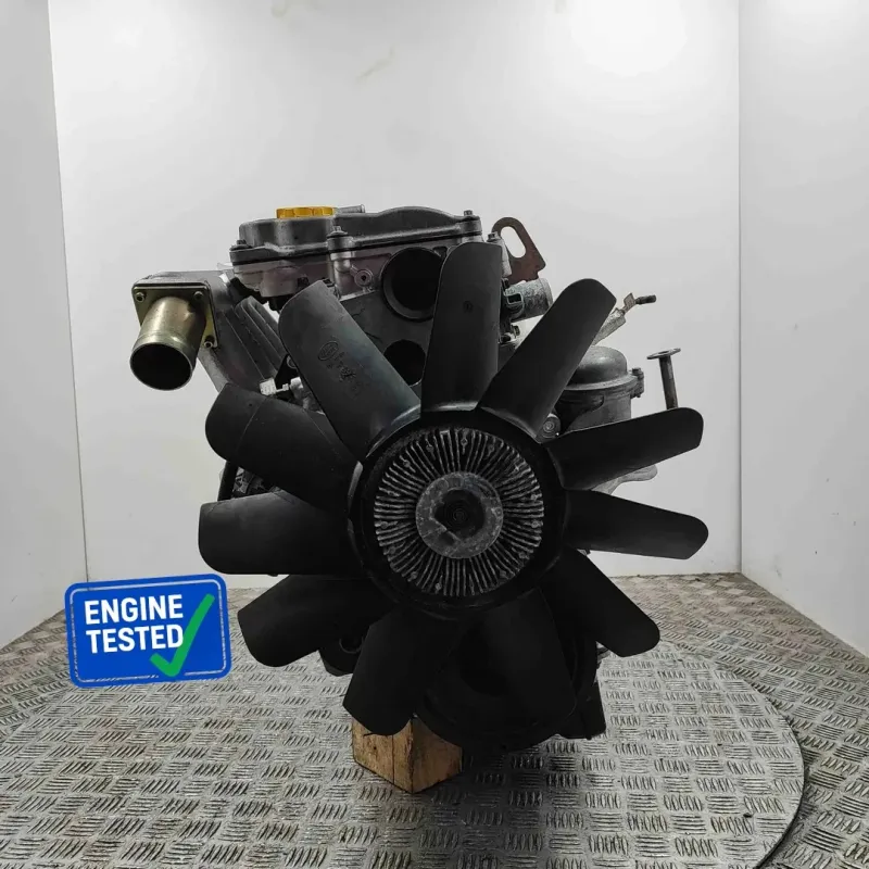 Land Rover Defender L315 Station Wagenmotor Motor 15p 2,5 Diesel 90 kW 31194418